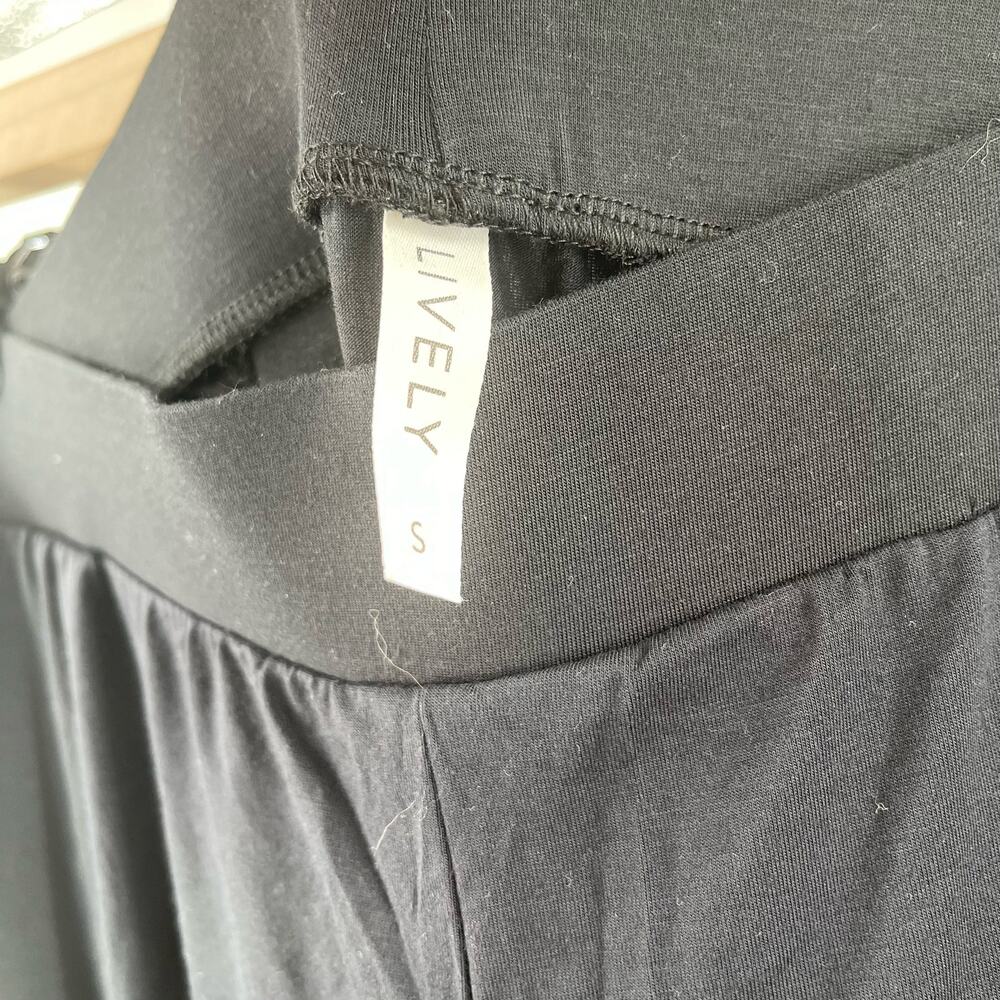 LIVELY Pants Size Small The All Day Wide Leg NWT Black Wide Leg Cropped Casual - Picture 4 of 11